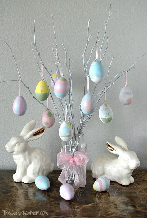 A fun spring project make Easter Egg Tree with your kids. Easy DIY decoration and homemade Easter Egg ornaments will be a keepsake for years. Easter Tree Diy, Easter History, Naturally Dyed Easter Eggs, Making Easter Eggs, Suburban Mom, Easter Home Decor, Easter Egg Tree, Easter Egg Ornaments, Egg Tree