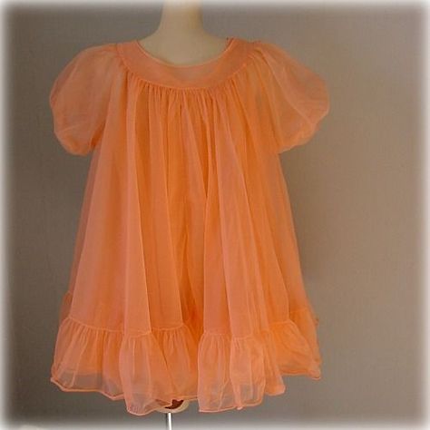 Ooh~ La~ La ~ Vintage Nightgowns & Lingerie on Pinterest ... Babydoll Nightgown Vintage, Peach Parfait, Nightgown Pattern, Vintage Hollywood Glamour, Peignoir Sets, Vintage Nightgown, Ooh La La, Little Outfits, Pretty Lingerie