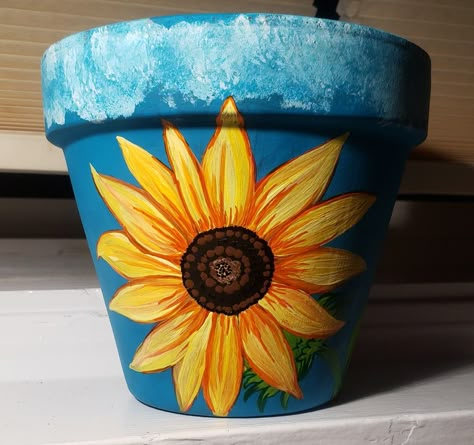 Sunflower Terra Cotta Pot, Painting Pots, Terra Cotta Pot Crafts Diy, Clay Pot Projects, Flower Pot People, Plant Pot Design, Flower Pot Art, Diy Pottery Painting, Terra Cotta Pot Crafts