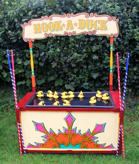 Fairground Games, Tin Can Alley, Fete Ideas, Village Fete, Halloween Circus, Summer Carnival, Carnival Ideas, School Carnival, Carnival Birthday Party