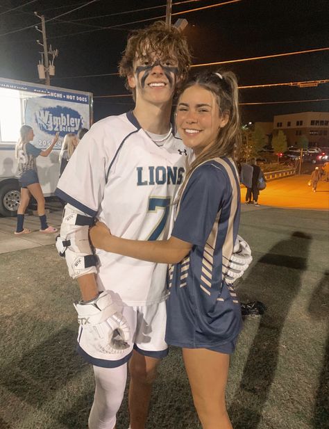 Pics To Take With Your Guy Best Friend, Lacrosse Couples Pictures, Lax Bf, Lax Couples, Lacrosse Aesthetic Couple, Cute Lacrosse Couples, Lacrosse Couples, Lacrosse Girlfriend, Lax Boyfriend