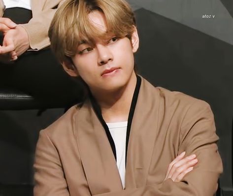 Taehyung Angry Gif, Taehyung Angry, Angry Gif, Gif Taekook, Gif Taehyung, Taehyung Gifs, J Hope Gif, Taehyung Gif, V Gif