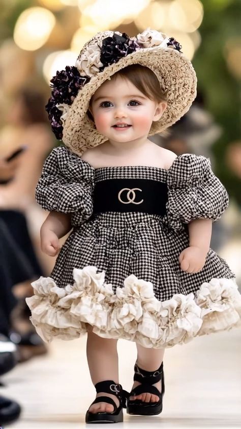 LittleClassics | Food-Themed Baby Fashion Show #cute #fashion #baby #AI #runway #viral #fashionweek #kids #bebe #babyfashion#animals#베이비패션쇼 | Instagram Baby Fashion Show, Diamond Car, Baby Animal Videos, Cute Cat Illustration, Baby Couture, Jade Plants, Newborn Babies, Kawaii Animals, Stylish Baby