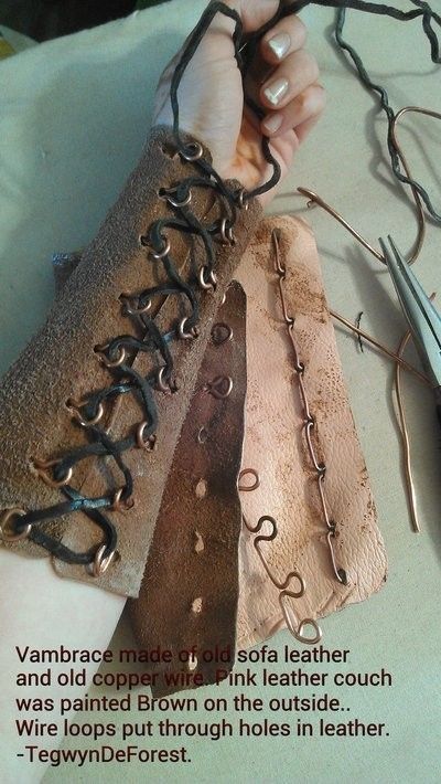 That looks pretty gross ... but suppose it works fine for cosplay purposes @Neferast Steam Punk Diy, Costume Viking, Halloweenský Makeup, Diy Sy, Fair Outfits, Viking Costume, Style Steampunk, Steampunk Diy, Leather Armor