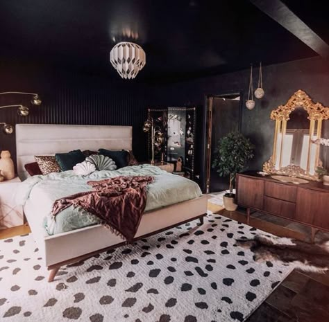 Deco Bedroom, Bed Room, Aesthetic Room Decor, My New Room, New Room, House Rooms, Bed Design, Home Decor Inspiration, Bedroom Inspirations