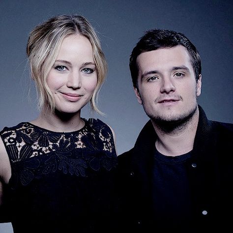 Jennifer Lawrence & Josh Hutcherson Josh And Jennifer, Hunger Games Wallpaper, Brave Princess, Hunger Games Trilogy, Josh Hutcherson, Jennifer Lawrence, Losing You, Hunger Games, Bulgaria