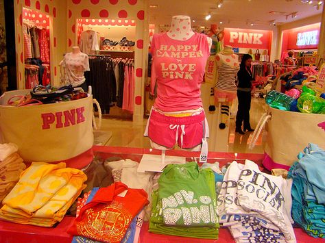 love pink clothes..!! <3 lol 2000s Pink Aesthetic, Love Pink Clothes, Movie Fashion Outfits, Tumblr Girly Aesthetic 2013, Victoria's Secret Aesthetic, Pink Store, Vs Pink Nation, 2000s Pink, Pink Clothing