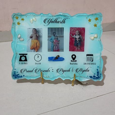 Resin Art Baby Memory, Baby Resin Frame, Resin Baby Keepsake, African Drawings, Resin Pendant Diy, Baby Bump Pictures, Bump Pictures, Wedding Card Frames, Resin Work