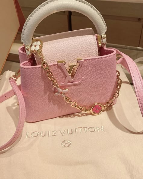 Pink Louis Vuitton Bag, Pink Louis Vuitton, Tas Lv, Multi Colored Bag, Luxury Bags Collection, Louis Vuitton Pink, Louis Vuitton Purse, Girly Bags, Fancy Bags