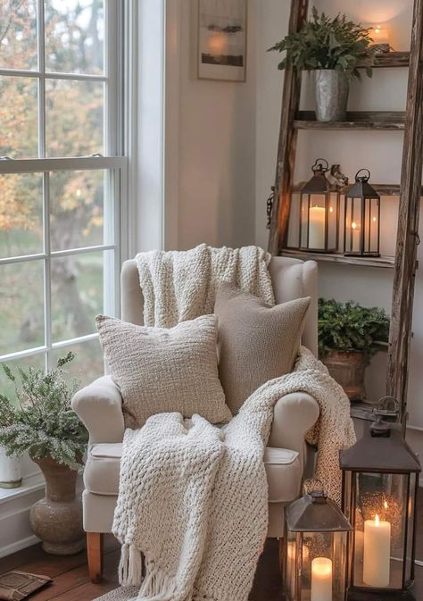 Autumn Home Decor Ideas, Autumn Home Decor, Farmhouse Dining Room, Living Room Inspo, Farmhouse Living, Front Room, Cozy Living Rooms, Autumn Home, Cozy Living