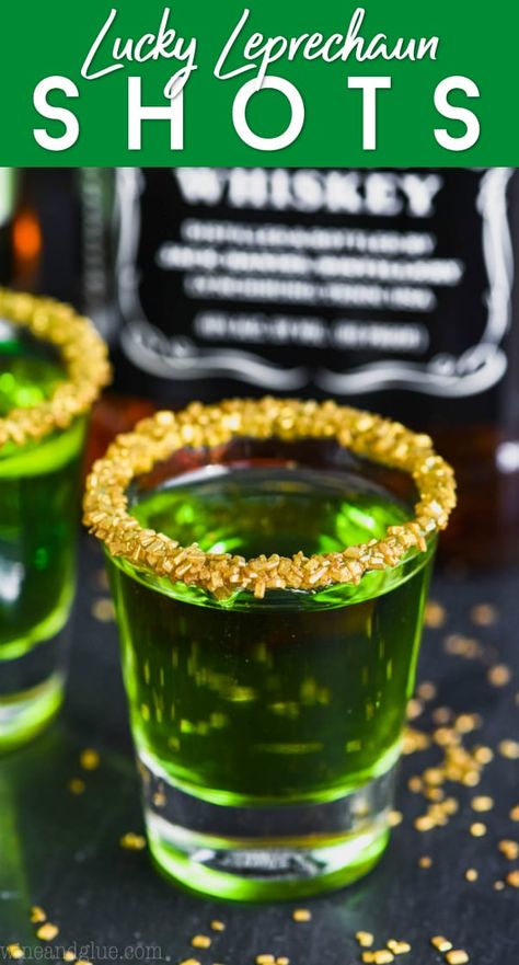 These Lucky Leprechaun Shots start with some whiskey and are the perfect cocktail for St. Patrick's Day!  Get recipe from www.wineandglue.com St Patty's Day Drinks, St Pattys Party, St Patricks Food, St Patricks Day Drinks, Irish Drinks, Lucky Leprechaun, Hp Sauce, St Patricks Day Food, Shakes Drinks