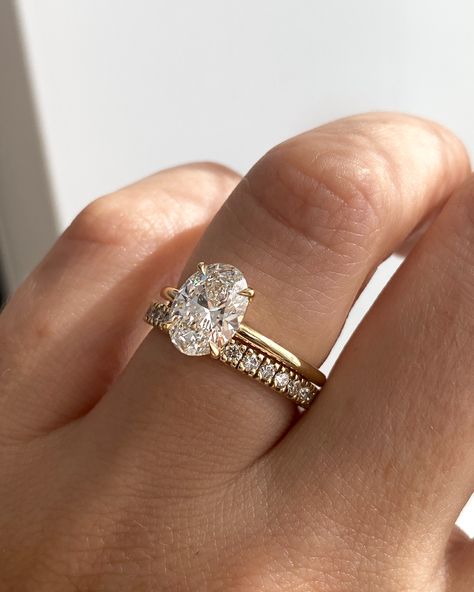 خواتم خطوبة, Pretty Engagement Rings, Dream Wedding Ring, Cute Engagement Rings, Future Engagement Rings, Oval Engagement, Engagement Band, Dream Engagement, Dream Engagement Rings