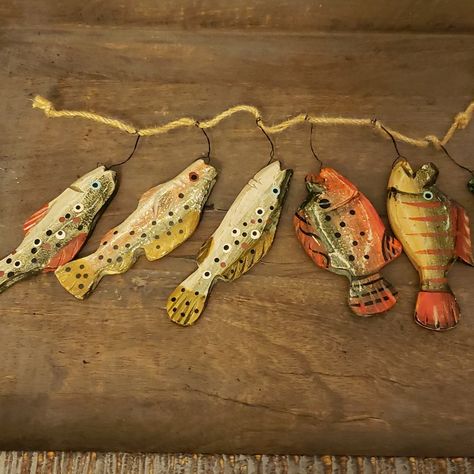 Hobby Lobby Fish Garland With Six Wooden Painted Fish Home Accent. Nice For Cabin, Office Or Outdoorsy Themed Party. Wooden Fish Approximately 4-6" Long Each. Twine Garland Approximately 16" Long. Please Reach Out With Any Questions. Open To Bundles. Key West Style Decor, Boys Fishing Bedroom, Fishing Room Decor, Twine Garland, Fish Lamps, Fish Garland, Vintage Fishing Decor, Fishing Bedroom, Fish Bathroom