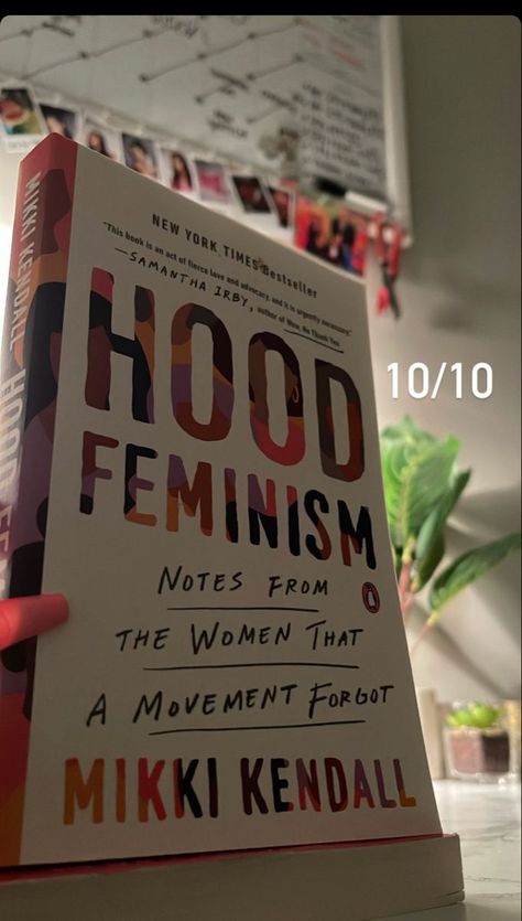 Hood Feminism, Books By Black Authors, Clever Comebacks, Empowering Books, Best Self Help Books, Healing Books, 100 Books To Read, Self Development Books, Unread Books