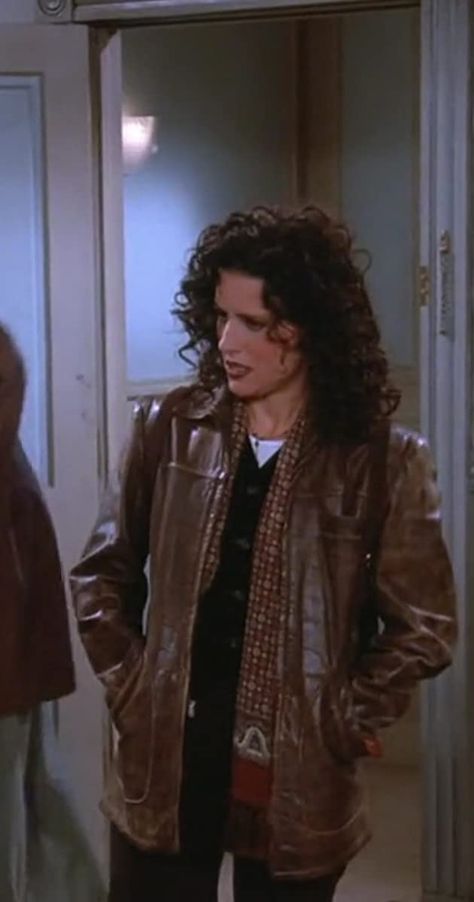 Julia Louis Dreyfus Seinfeld, Elaine Seinfeld, Closet Con Tv, Seinfeld Elaine, New Era Outfit, Elaine Benes, Julia Louis Dreyfus, 90s Outfit, Seinfeld