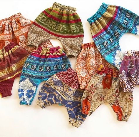 Baby Girls Clothing Kids Clothing Harem Pants Baby Pants - Etsy Toddler Harem Pants Pattern Free Sewing, Sewing Baby Clothes Mamma Can Do It, Hippie Baby Clothes, Hippie Baby, Toddler Skirt, Bohemian Baby, Cute Pants, Baby Pants, Girls Clothing Sets