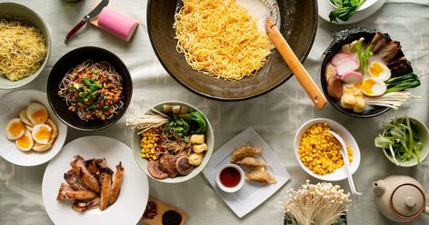 Share art of ramen with friends by hosting a noodle party Senegalese Food, Ramen Party, Chicken Yassa, Asian Pork Belly, Diy Ramen, Ramen Dinner, Ramen Toppings, African Coast, Ramen Bar