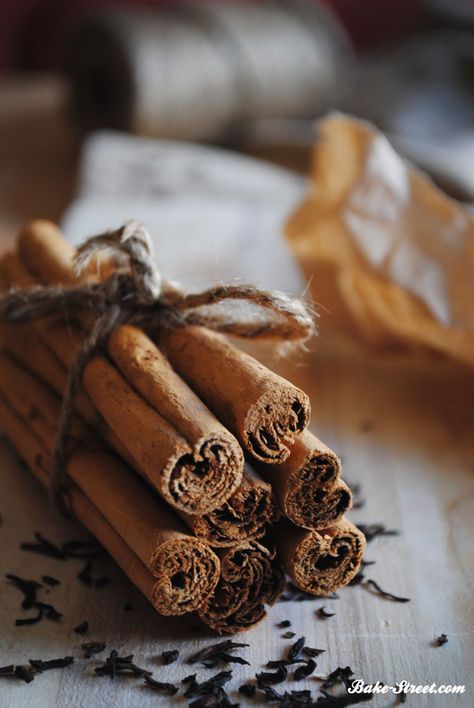 Digestive Herbs, Spices Photography, Cinnamon Health Benefits, Cinnamon Benefits, Magia Das Ervas, Ouzo, Apple Pie Spice, Ceylon Cinnamon, Functional Food