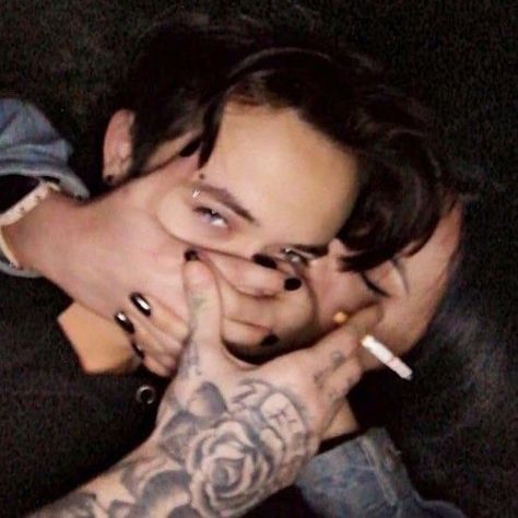 #tattoo #satan #hailsatan Grunge Couple, The Love Club, Boyfriend Goals, Tumblr Boys, Relationship Goals Pictures, Cute Relationship Goals, 영감을 주는 캐릭터, Teenage Dream, Aesthetic Grunge