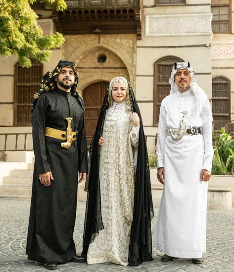 Assalamu Alaikum , Have you heard of a ‘Costume Birth Certificate’ ? A Saudi designer sells dresses with a ‘Costume Birth Certificate’ The dress are a modern touch to traditional Arabic dresses and a bit pricey but the designer says it is worth the price.  Costume Birth Certificate The dresses are designed by Saudi fashion designer Reem Esailan […] The post Saudi dress with a ‘Costume Birth Certificate’ appeared first on Islam Hashtag. Saudi Dress, Saudi Arabia Dress, Saudi Fashion, Assalamu Alaikum, Birth Certificate, Dress Design, Saudi Arabia, Fashion Designer, Designer Dresses