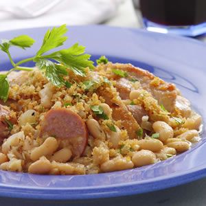 Chicken Cassoulet Chicken Cassoulet Recipe, Chicken Cassoulet, Light Dinners, Cheap Chicken Recipes, Thighs Chicken, Poultry Dishes, Peppermint Patty, Pot Dinners, Sausage Casserole