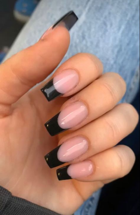 Nails Inspo Medium, French Tips Black, Black French Tips, Aesthetic 2024, Wow Nails, Ombre Acrylic Nails, French Tip Acrylic Nails, Casual Nails, French Acrylic Nails