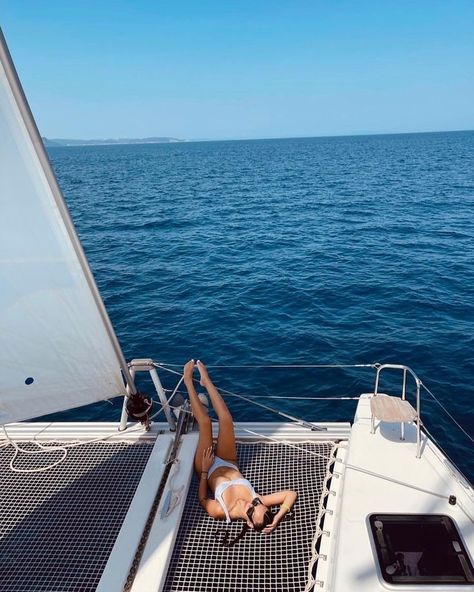 Sailing Aesthetic, Yacht Aesthetic, Summer Vacation Aesthetic, Aesthetic Beachy, Yacht Week, European Summer Aesthetic, Catamaran Yacht, Poses Beach, Boat Pics