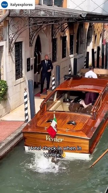 Kevlar Bike on Instagram: "The @hoteldanieli in Venice Italy does the arrival with stunning style in a sleek Mahogany wood water taxi boat- tag someone you would like to go to this hotel with! Video by 🎥 @destinationswithb #woodenboat #woodboat #boatlifestyle #boatlife #watertaxi #luxurylifestyle #stunning_shots #venice #italy #italia #italy🇮🇹 #veniceitaly #travel" Luxury Collection Hotels, Opulent Interiors, Italy Map, Wood Boats, 20 Century, Billionaire Lifestyle, Luxury House Designs, Venice Italy, Luxury Decor