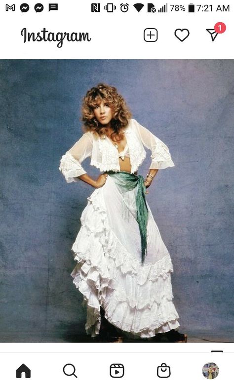 Stevie Nicks 80s, Harry Clarke, Buckingham Nicks, Stephanie Lynn, Stevie Nicks Style, Stevie Nicks Fleetwood Mac, 80s Style, Witchy Woman, Stevie Nicks