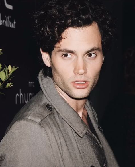 Penn Badgley Wallpaper, Pen Badgley, Product Launch Event, Joe Goldberg, Dan Humphrey, How To Impress, Penn Badgley, Girl Tips, Launch Event