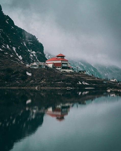 X Sikkim Photography, Budget Holidays, Adventure Activities, China Travel, Natural Scenery, Vacation Mode, Beat The Heat, Travel Tours, Best Places To Travel