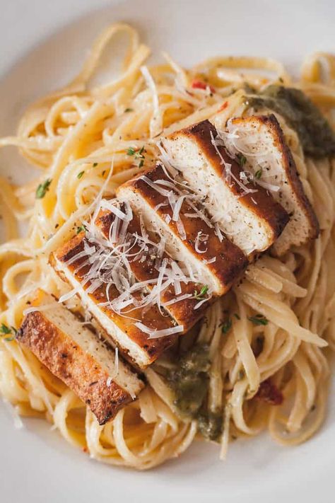 Tofu Recipes Pasta, Vegetarian Pasta Alfredo, Tofu Alfredo, Creamy Tofu Pasta Sauce, Tofu Alfredo Pasta, Vegan Cajun Alfredo, Fetuchini Alfredo, Easy Manicotti Recipe, Vegan Fettuccine Alfredo