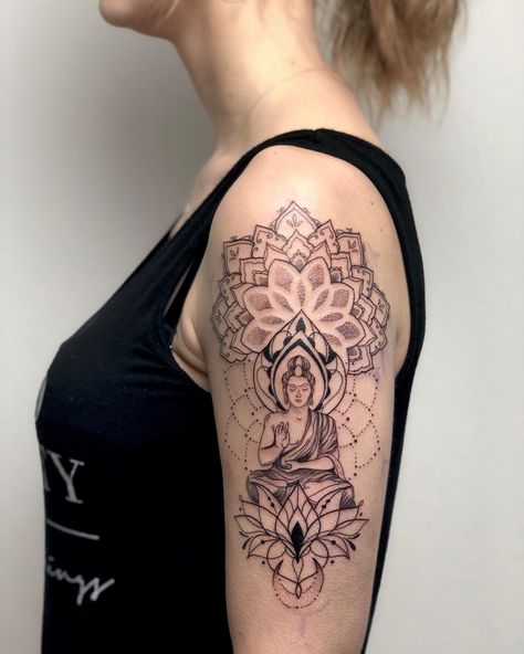 Buddha Shoulder Tattoos For Women, Female Buddha Tattoo Design, Buddha Shoulder Tattoo, Female Buddha Tattoo Goddesses, Lotus Buddha Tattoo, Buddha Sleeve Tattoo Women, Buddha Tattoos For Women, Avalokiteshvara Tattoo, Budda Tattoo Designs