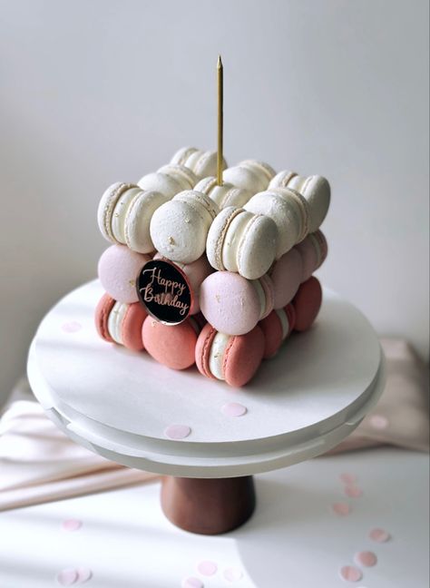 Macaroon Cube Cake, Macrons Cake, Macaron Cube Cake, Macaroon Birthday, Macaron Birthday, Macaroons Cake, Sweets Photography, French Macaroon Recipes, Macarons Cake