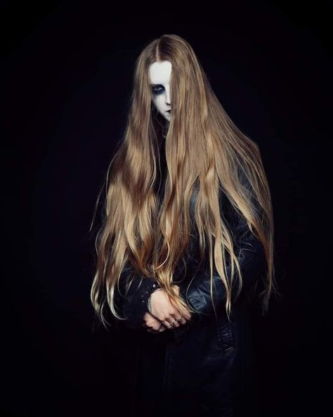 Marz Hulder Metal Reference, Arte 8 Bits, Extreme Metal, Dark Style, Gender Envy, Band Stuff, I Am Looking, Metal Girl, European Tour