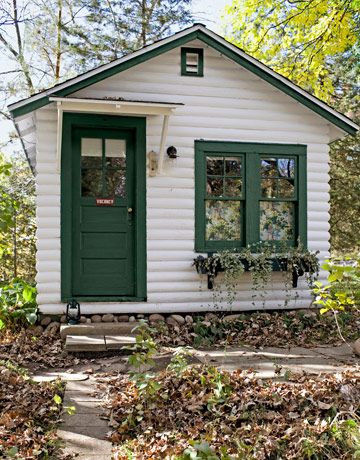 Cottage Tiny House, Tiny House Blog, Grandmother House, Small Cottages, Cottage Exterior, Lake Home, Tiny Cottage, Cottage Cabin, Style Cottage