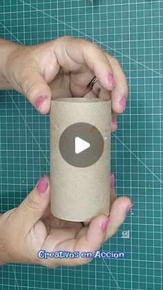 Interior Crafts, Toilet Roll Art, Toilet Paper Roll Diy, Burlap Crafts Diy, Paper Roll Crafts Diy, Toilet Paper Roll Art, Napkin Folds, Toilet Roll Craft, Cardboard Rolls