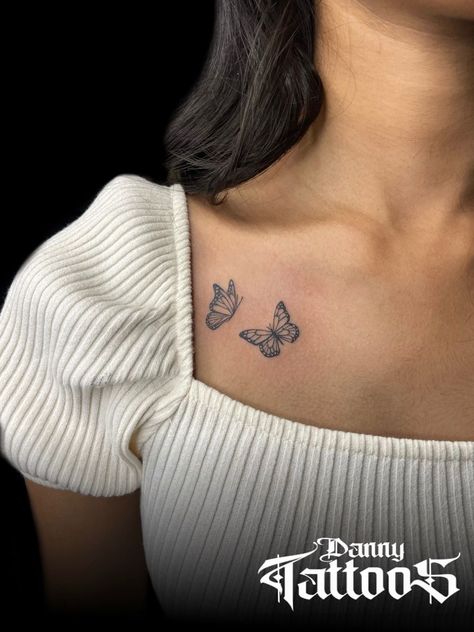 Butterfly Tattoo On Chest, Butterfly Tattoo Chest, Tattoo Papillon, Collar Tattoo, Tattoo On Chest, Butterfly Tattoo On Shoulder, Small Shoulder Tattoos, Small Butterfly Tattoo, Butterfly Tattoos For Women