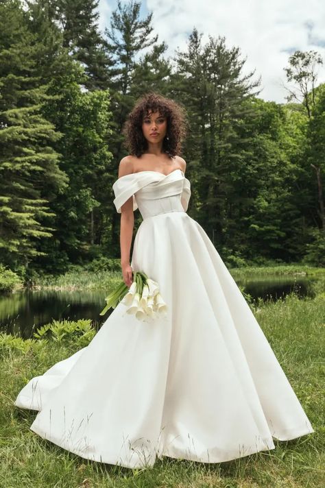 Jenny Yoo Online Store - Bridal Gown and Wedding Dress Shop, Plus Sizes Structured Wedding Dress, Wedding Ballgown, Jenny Yoo Bridal, Wedding Dress Flowy, Ball Skirt, Chic Brides, Organza Wedding, Taffeta Fabric, Sophisticated Bride