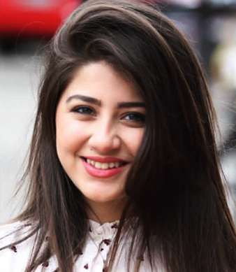 Aditi Bhatia Phone Number, Whatsapp Id, Email Id, House Address. Indian TV Actress Aditi Bhatia Contact Number, Official Website, Social Media & much more. Aditi Bhatia, Stylish Actresses, Teen Celebrities, Indian Tv Actress, Cool Braid Hairstyles, Cool Braids, Email Id, Whatsapp Number, House Address