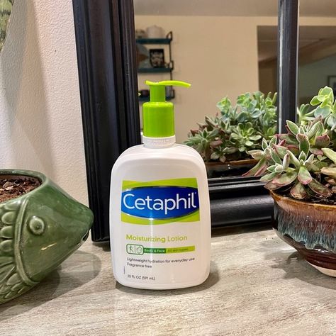 🫧 🧴 Brand New Cetaphil Moisturizing Lotion Cetaphil Moisturizing Lotion, Cetaphil Lotion, Grade 12, Hippie Painting, Moisturizing Lotion, Dry Sensitive Skin, Face Lotion, Moisturizing Lotions, Homemade Skin Care