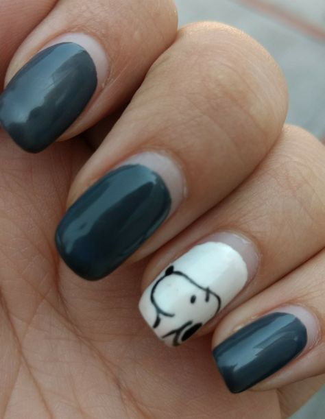 Snorlax Nail Art, Snoopy Nails Design, Ems Nails, Snoopy Nail Art, Snoopy Nails, Em Nails, Hoco Nails, Natural Nail Designs, Cute Simple Nails