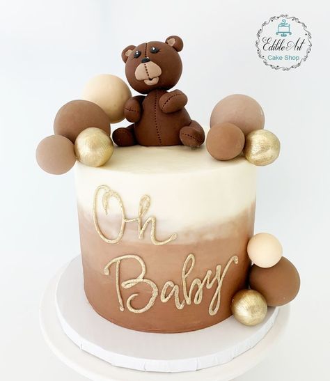 Teddy Bear Birthday Cake, Baby Shower Cakes Neutral, Teddy Bear Baby Shower Theme, Bear Baby Shower Cake, Baby Shower Cake Designs, Gender Reveal Baby Shower Themes, Baby Shower Decorations Neutral, Candy Birthday Cakes, Classy Baby Shower