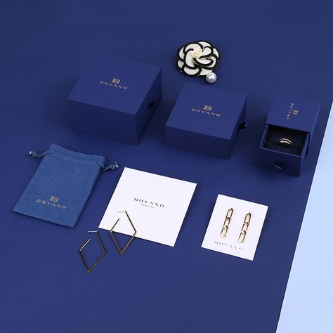 Hot Selling elegant sliding drawer blue chain custom jewelry gift box Blue Box Packaging Design, Blue Jewelry Packaging, Felix Jewelry, Baby Blue Jewelry, Dark Blue Jewelry, Royal Blue Jewelry, Navy Blue Jewelry, Custom Jewelry Packaging, Jewelry Mood Board