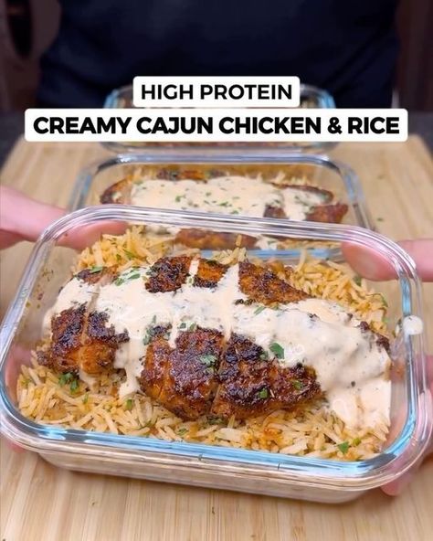 High Protein Recipes for Gymrats on Instagram: "Eat or Pass? 👀  High Protein Creamy Cajun Chicken & Rice!  By @jalalsamfit   Only 532 Calories🍗🔥🍚  There’s no reason for you to be eating plain chicken and rice!  Macros Per Serving (4 Total)  532 Calories | 53g Protein | 43g Carbs | 15g Fat  Ingredients (4 Servings)  Cajun Seasoning Mix  - 1 Tsp Salt - 1 Tsp Black Pepper - 1 Tsp Garlic Powder - 1 Tsp Onion Powder - 1 Tsp Oregano - 1 Tsp Thyme - 1 Tsp Paprika - 1 Tsp Chilli Powder  Chicken Marinade  - 800g Chicken Breast cut into halves - 1.5 Cajun Seasoning Mix - 2 Tsp Olive Oil - 25g Grass Fed Butter For Cooking  Fluffy Cajun Rice  - 1 Medium Chopped Red Onion - 4-5 Chopped Garlic Cloves - 1/2 Cajun Season Mix - Fresh Parsley  Creamy Sauce  - 15g Grass Fed Butter - 1/2 Cajun Seasoning M Cajun Chicken Rice, Bestie Recipes, Cajun Chicken And Rice, Cajun Seasoning Mix, Cajun Rice, Creamy Cajun Chicken, Chicken Protein, Chicken Base, Cajun Chicken