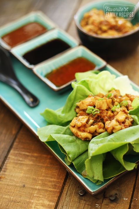 Asian Lettuce Wraps are an easy, light appetizer. The dipping sauces in the recipe are to die for! Way better than any restaurant lettuce wraps! Easy Asian Lettuce Wraps, Pf Changs Lettuce Wraps, Chicken Cashew, Lettuce Recipes, Asian Lettuce Wraps, Lettuce Wrap Recipes, Light Appetizers, Yard House, Lettuce Cups