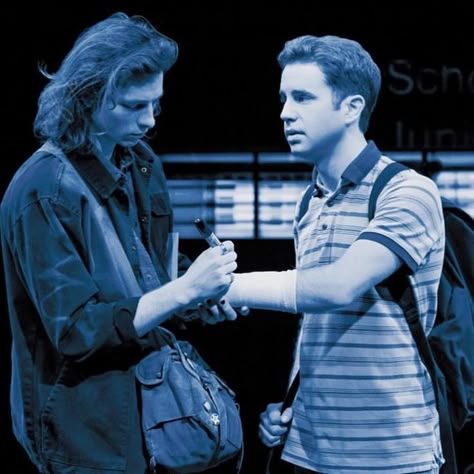 mike faist dear evan hansen - Ecosia - Images Evan And Connor, Tree Bros, Dear Evan Hansen Musical, Waving Through A Window, Dear Even Hansen, Connor Murphy, Mike Faist, Ben Platt, Hamilton Cast