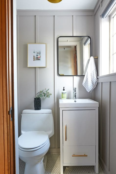 8 Budget-Friendly Powder Room Ideas Modern Powder Rooms, Board And Batten Wall, Small Bedrooms, Powder Room Design, Hall Bathroom, Murphy Beds, Tiny Bathrooms, Small Room Design, Basement Bathroom