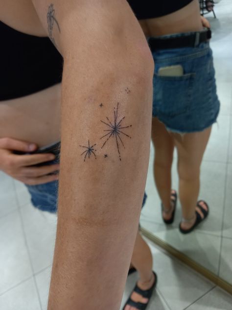 Firework Tattoo Simple, Fine Line Firework Tattoo, Fire Work Tattoos, Minimalist Firework Tattoo, Dainty Firework Tattoo, Fire Works Tattoo, Fireworks Tattoos, Fourth Of July Tattoo, Fireworks Tattoo Ideas