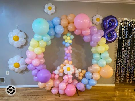 Groovy Birthday Party Diy, Two Groovy Backdrop Ideas, Groovy Balloon Arch, Peace Sign Balloon Arch Diy, Groovy Event Decor, Peace Balloon Arch, Diy Groovy Party Decor, Groovy Balloon Garland, Peace Sign Balloon Arch